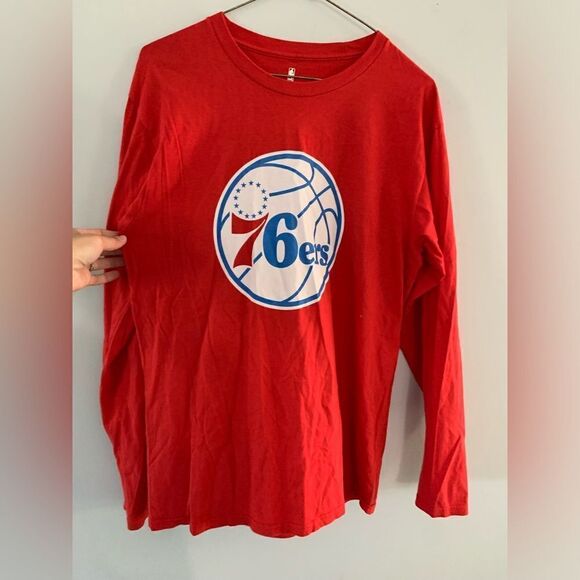 Fanatics Philadelphia 76ers Sixers Red Fitted Long Sleeve T-shirt Size M Unisex - Picture 4 of 7